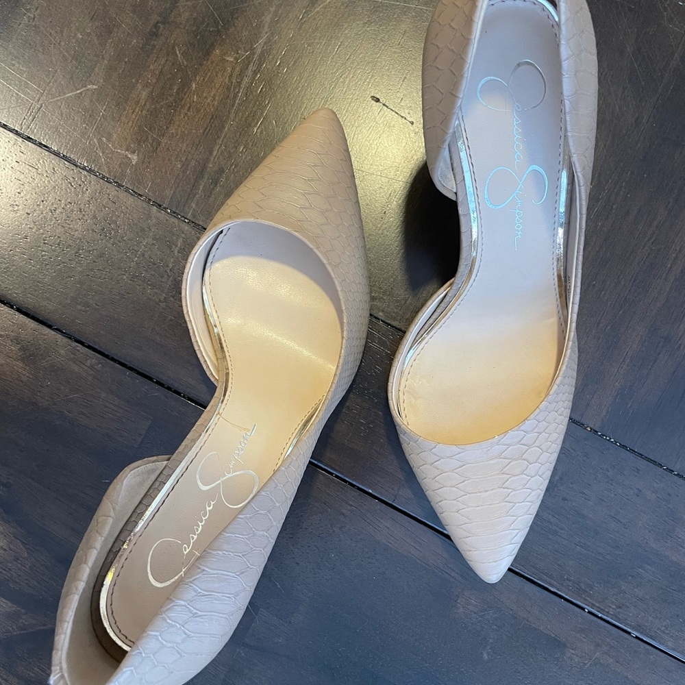 Jessica Simpson Cream Heels